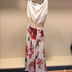 Dress with roses